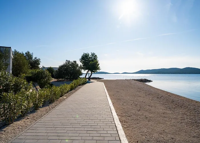 别墅 Sunshine Buqez 德拉格