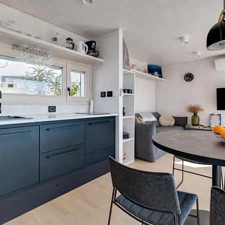 Sunshine Buqez ヴィラ