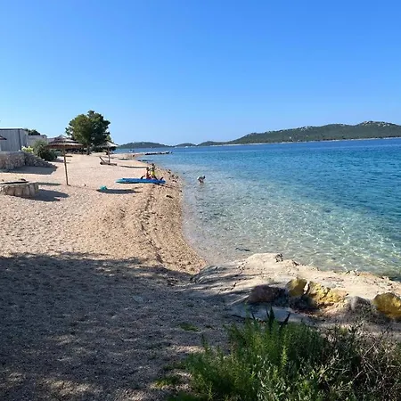 Sunshine Buqez ヴィラ